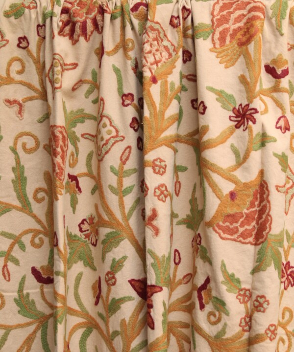 Jacobean Crewel Curtain - Image 3